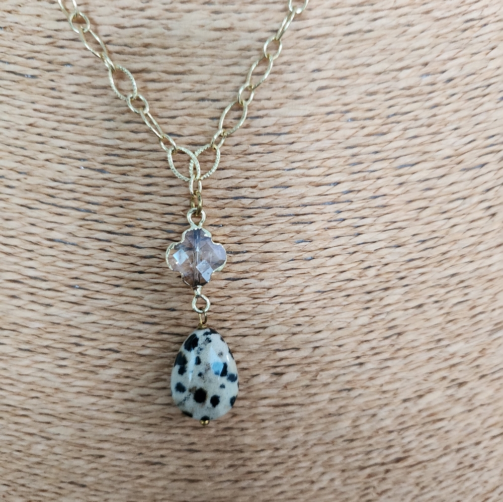 VIBE NECKLACE SET - Picture 2 of 4